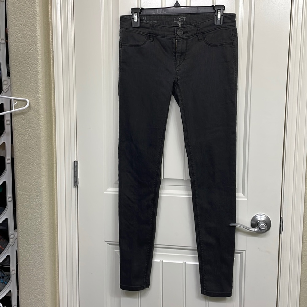 Ann Taylor Loft gray/black Skinny soft denim style leggings size 2
